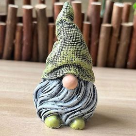 1pc Garden Gnome Resin Statue; Faceless Doll Figures Miniature Home Decoration For Lawn Ornaments Indoor Or Outdoor Patio Deck Yard Garden Lawn Porch (Color: Green)